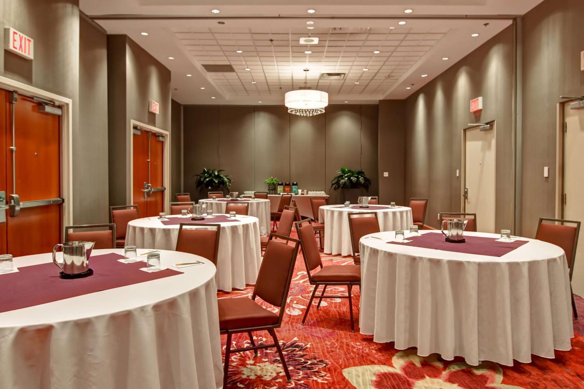 Hilton Garden Inn Toronto/Markham Торнхилл Экстерьер фото