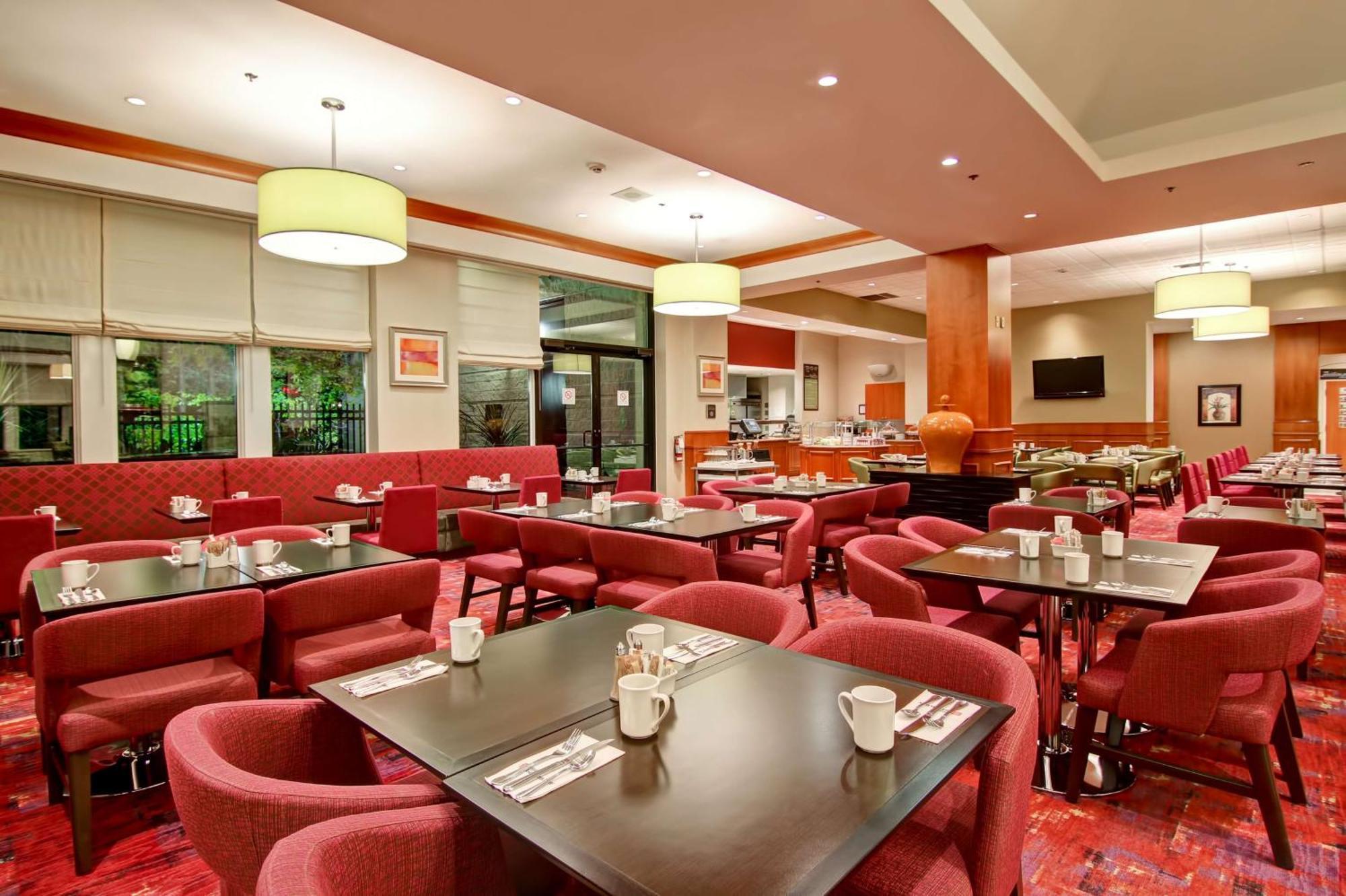 Hilton Garden Inn Toronto/Markham Торнхилл Экстерьер фото