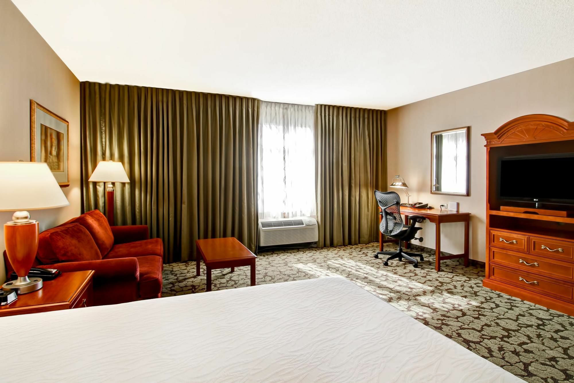 Hilton Garden Inn Toronto/Markham Торнхилл Экстерьер фото